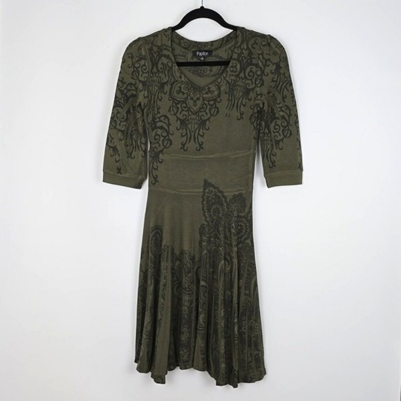 Papillon Blanc Dresses & Skirts - Papillon Women's Fit & Flare Dress Fatigue Green Paisley Knit Crew Neck Size S